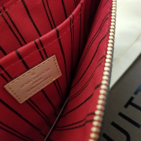 NEW LOUIS VUITTON NEVER FULL MONOGRAM POUCH - Picture 2 of 3